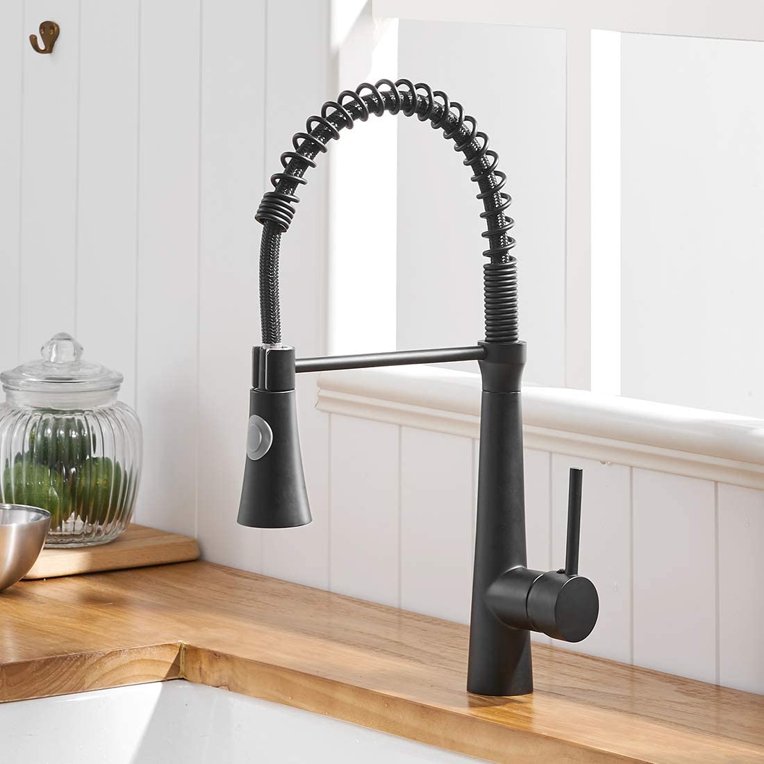 FLG black faucet kitchen 360 ° rotatable kitchen faucet mixer tap gastro kitchen faucet spiral spring faucet high pressure